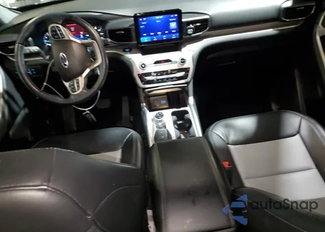 2022 Ford Explorer Xlt z USA, uszkodzony, nr VIN 1FMSK8DH2NGB09622